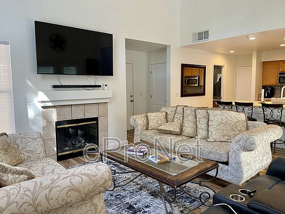 2nd image of 1401 Beaver Spring St #1