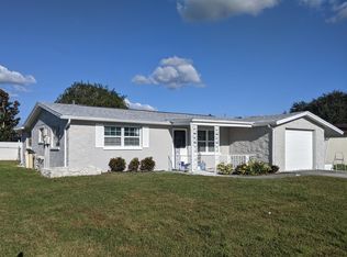 9604 Lakeside Ln, Pt Richey, FL 34668