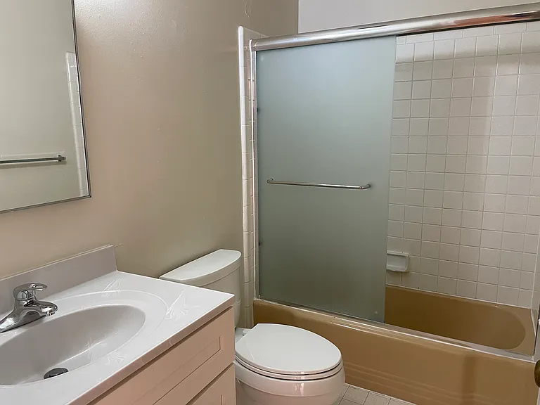 2450 Milvia Street — Photo 30