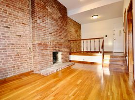 126 W 74th St