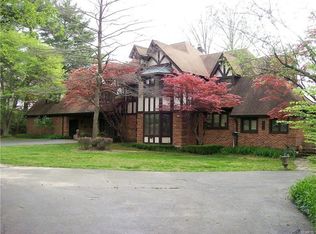 250 Quindaro Dr, Florissant, MO 63034