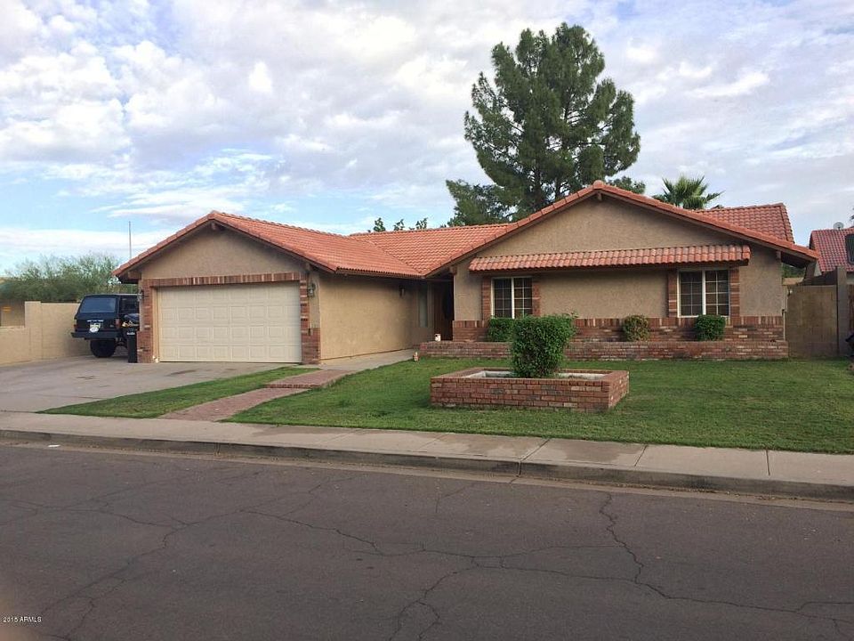 1st image of 400 E San Remo Ave