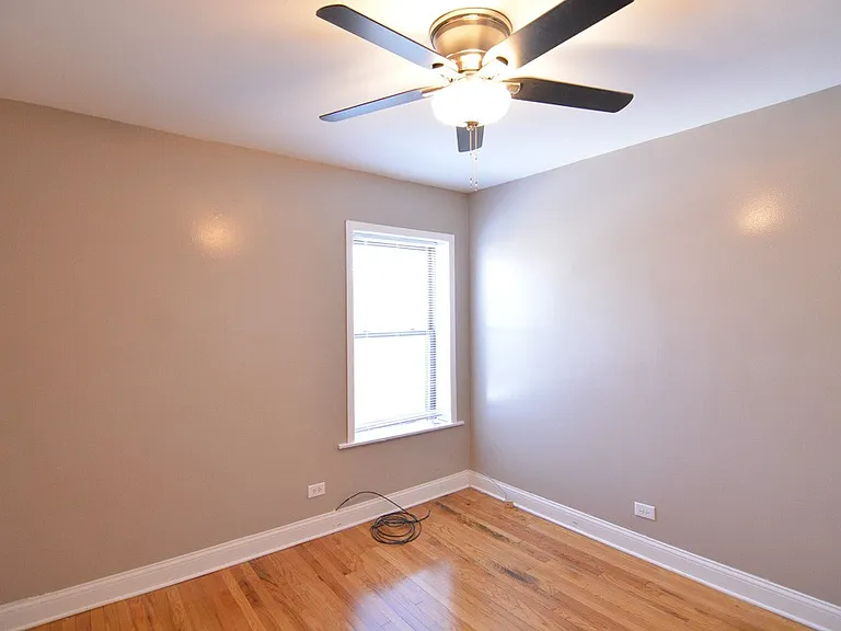 3241 N Damen Ave #4 — Photo 13