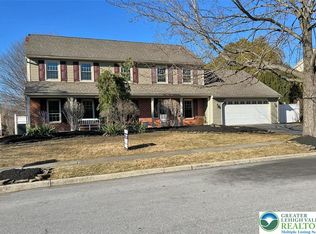 4861 Waterfall Dr, Macungie, PA 18062