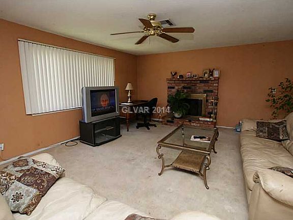 4th image of 529 Oakwood Ct
