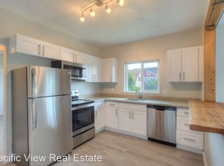 802 15th Ave APT 6, Seattle, WA 98122