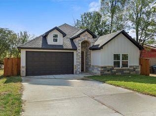 5011 Shackleford St, Fort Worth, TX 76119