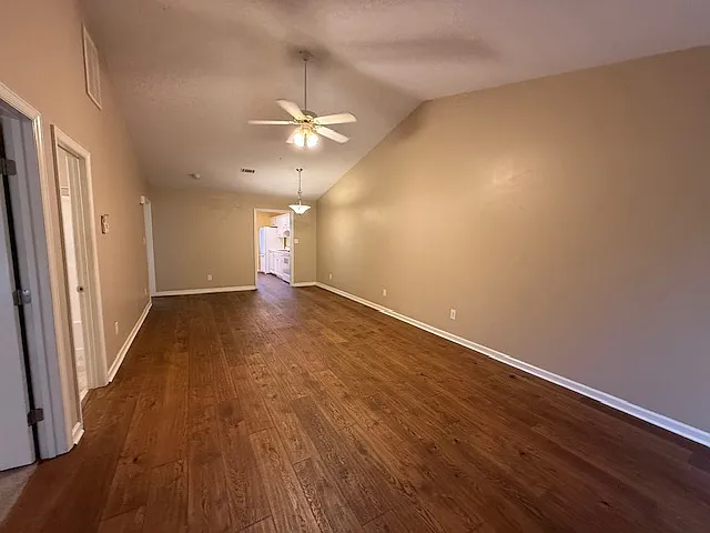 235 High Point Way #1 — Photo 3