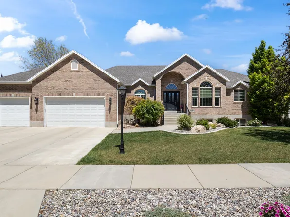 313 E Golden Pheasant Dr S, Draper, UT 84020