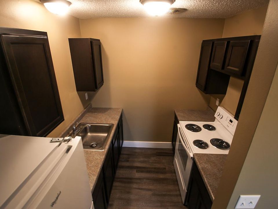 301 N Main St, Freeman, SD 57029 Zillow