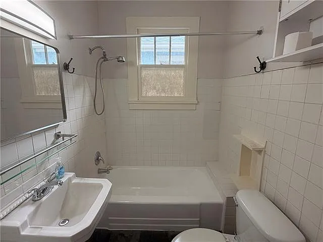 310 Broadway St — Photo 7