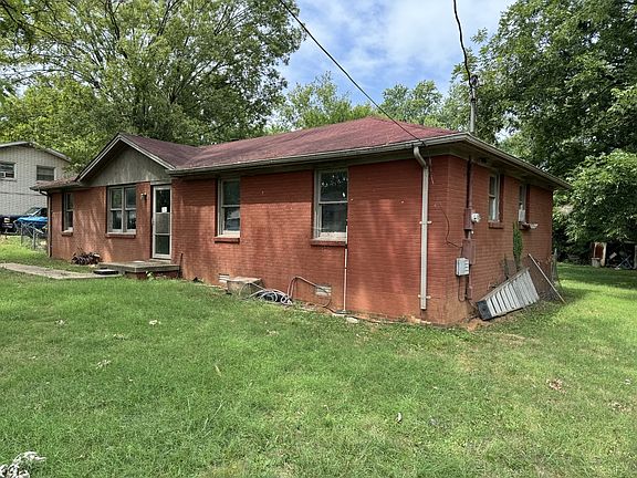 4th image of 319 Holston Dr