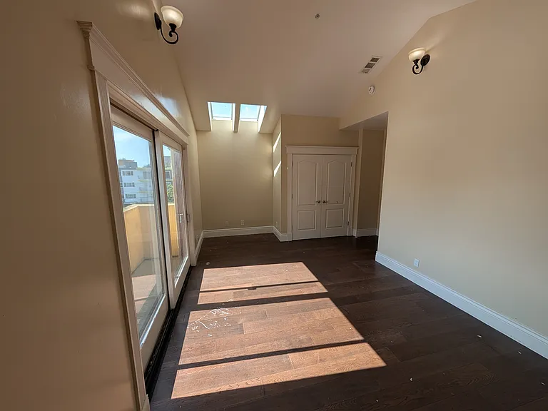 2436 Fulton St #2436 — Photo 9