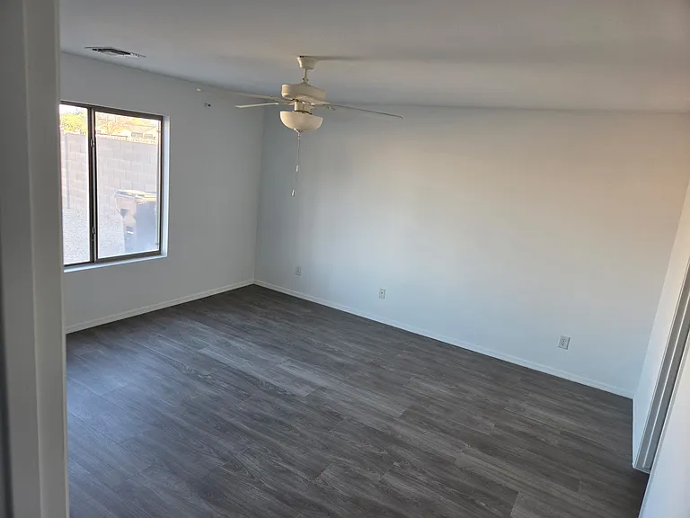 24165 N Cargo Ave — Photo 6
