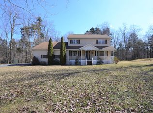 108 Greenwood Ct, Tobyhanna, PA 18466