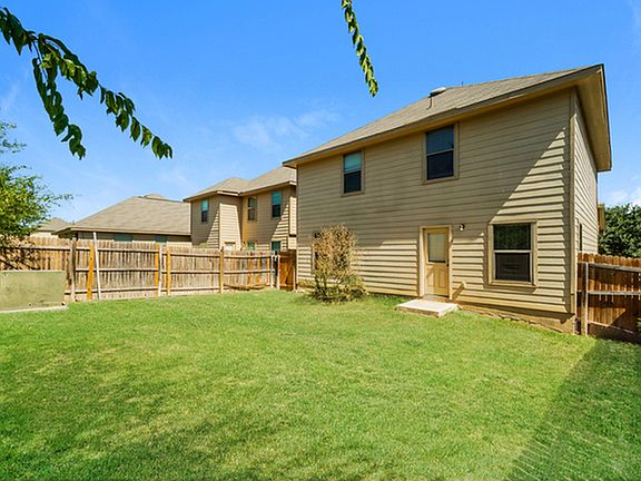 3rd image of 2903 Aspen Mdw