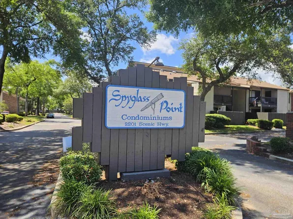 2201 Scenic Hwy E #7, Pensacola, FL 32503