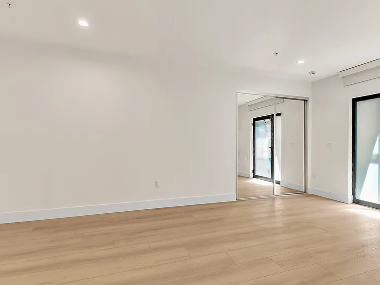 7846 Herschel Ave #7 — Photo 9