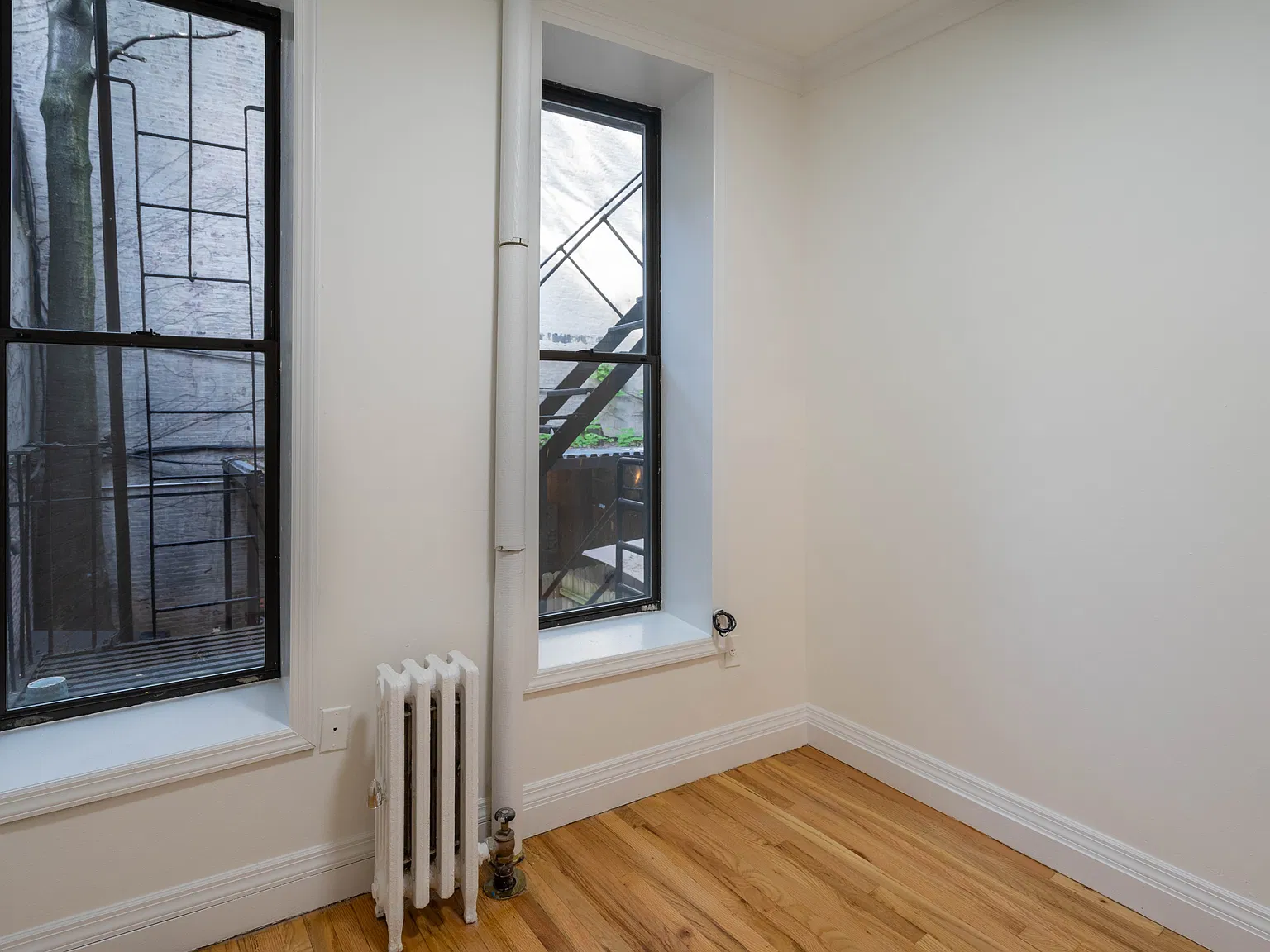 46 East 1st Street — Photo 4