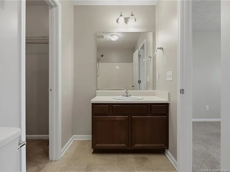 142 Collinwood Dr — Photo 24