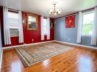 79 Moquette Row N, Yonkers, NY 10703