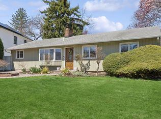 111 Southwood Cir, Syosset, NY 11791