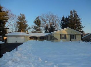 66 Lakeridge Dr, Matawan, NJ 07747