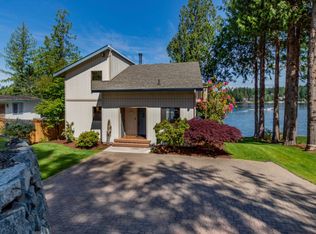 1250 E Mason Lake Dr E, Grapeview, WA 98546