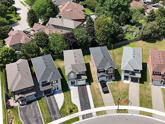 3rd image of 398 Ritas Ave