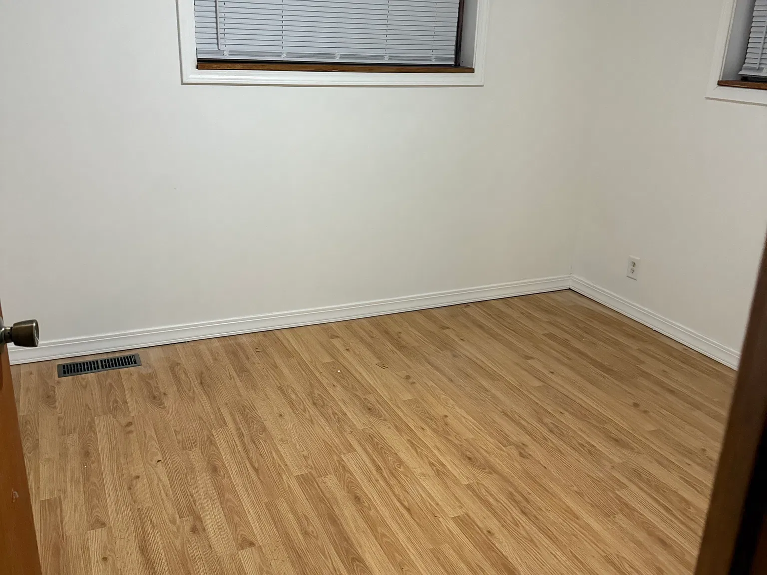 2 bed, 800 sqft, $1,800 — Photo 4