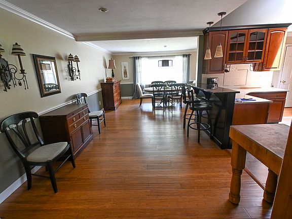 5th image of 1337 Dogwood Ave