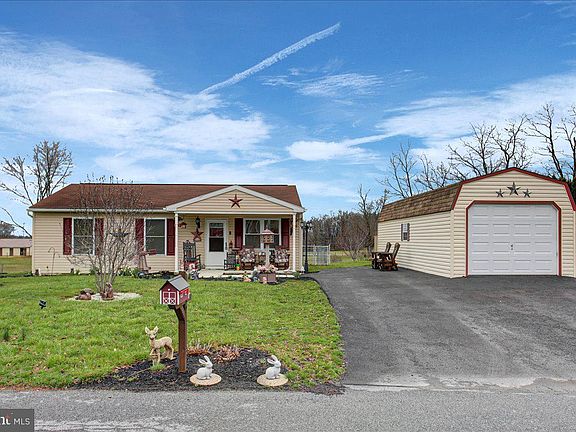 3rd image of 39 Highland Ave