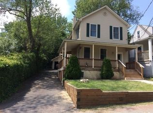 3 Lakeview Ave, Budd Lake, NJ 07828