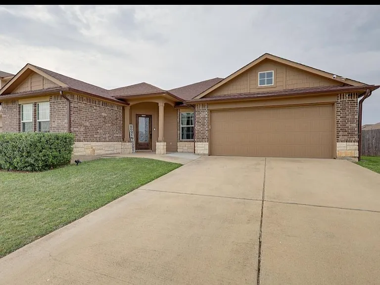 106 W Libra Dr — Photo 4