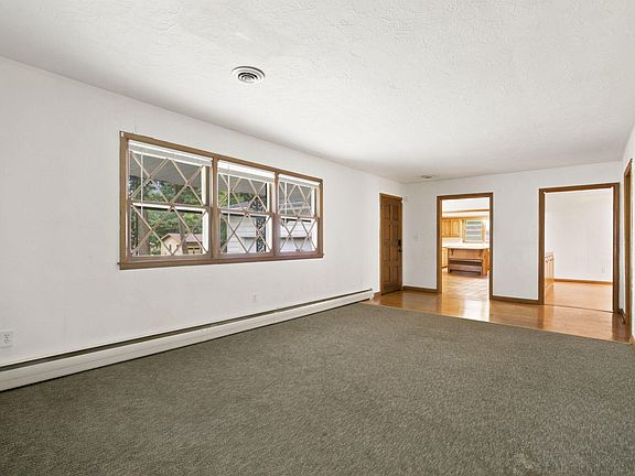 5th image of 1668 S Sieger Drive