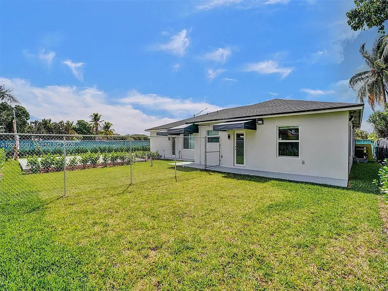 14519 SW 272nd St #14519 — Photo 29