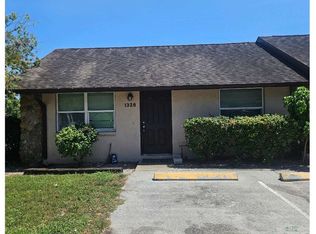 1328 54th Ave E, Bradenton, FL 34203