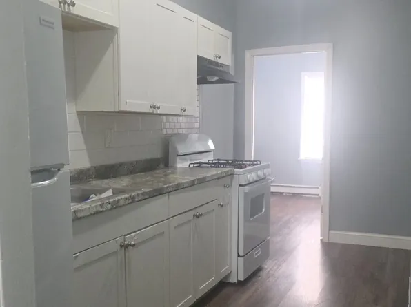 200 Whittenton St Floor 1, Taunton, MA 02780