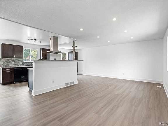 3rd image of 14524 E Hawaii Place