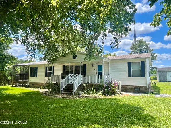 1134 Tar Landing Road, Williamston, NC 27892