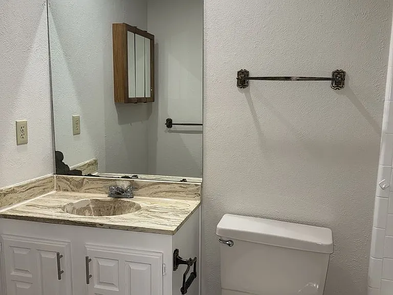3905 Seven Gables St — Photo 16