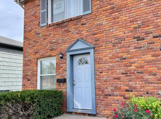 9403 Nieman Rd, Overland Park, KS 66214