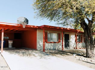 9541 E Sellarole Rd, Tucson, AZ 85730