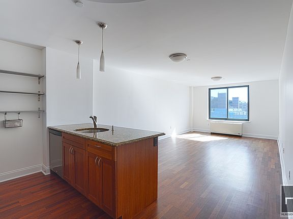 4th image of 721 Flushing Ave APT 6A