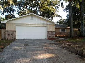 3 bed, 2.0 bath, 1624 sqft, $1,750 — Photo 3
