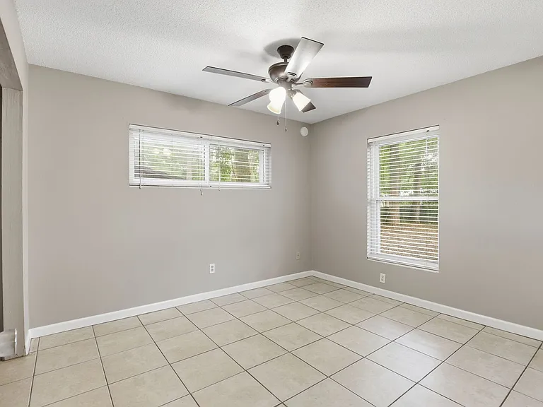 2659 NW 57th Pl — Photo 14