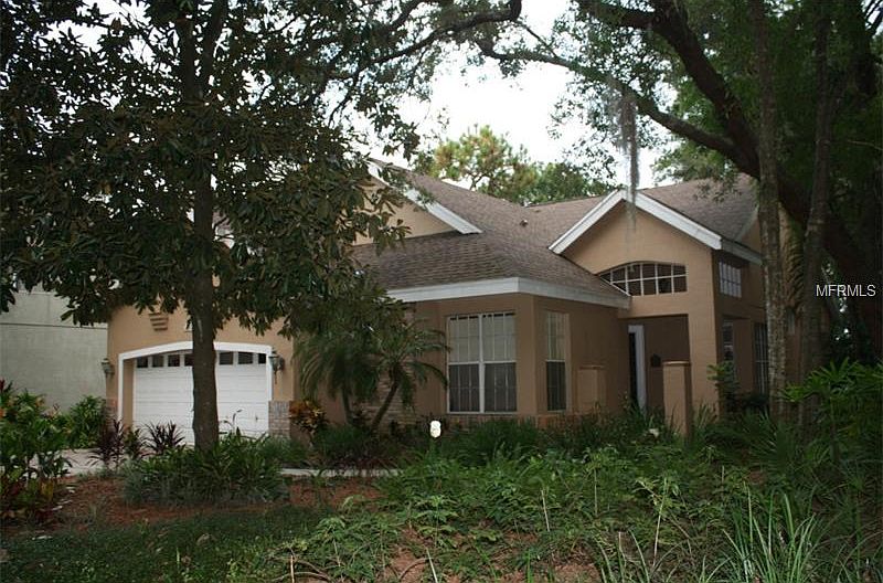 1st image of 2221 Green Oaks Ln
