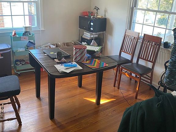 4th image of 510 Meade Ave APT 1