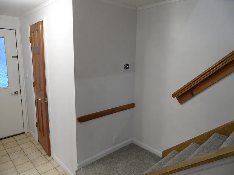 921 Onondaga St — Photo 20