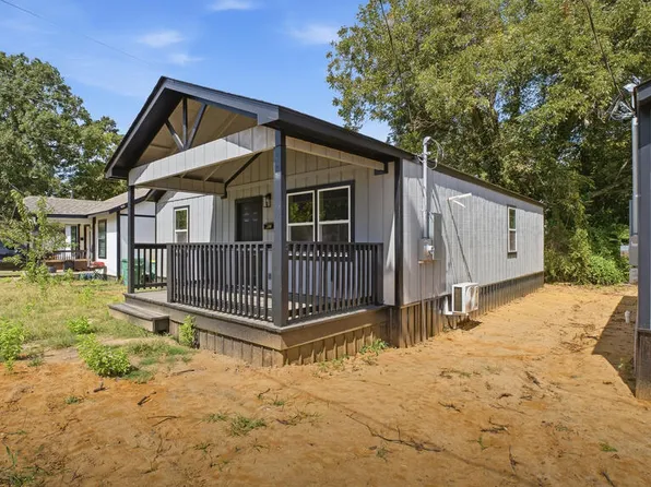 1800 Goree St, Texarkana, TX 75503